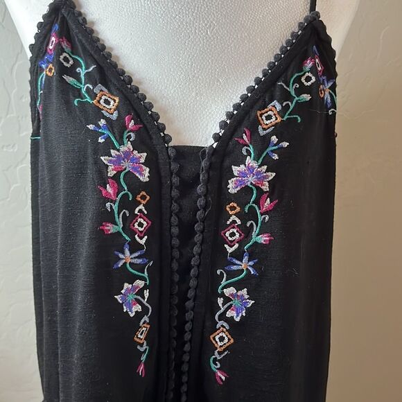 EYESHADOW black w/ floral design pom-pom trim camisole adjustable straps SZ XXL - Picture 2 of 10